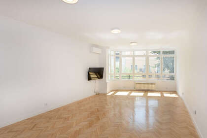 Flat in Ríos Rosas, Chamberí, Madrid. 