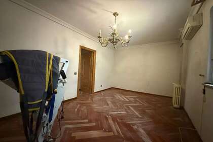 Flat for sale in Madrid. 