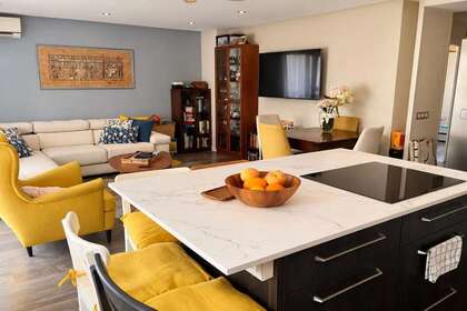 Flat for sale in Zarzaquemada, Leganés, Madrid. 