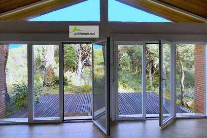 Chalet for sale in Madrid. 