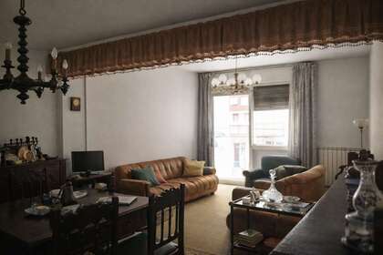 Byty na prodej v Amposta, San Blas, Madrid. 