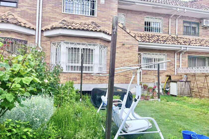 Chalet zu verkaufen in La Ermita, Parla, Madrid. 