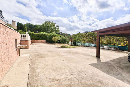 Chalet in Urbanización el Bosque, Villaviciosa de Odón, Madrid. 